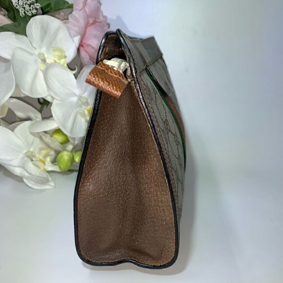 💎Authentic💎 GUCCI Sherry Line GG Logo Clutch Bag - Picture 5 of 14